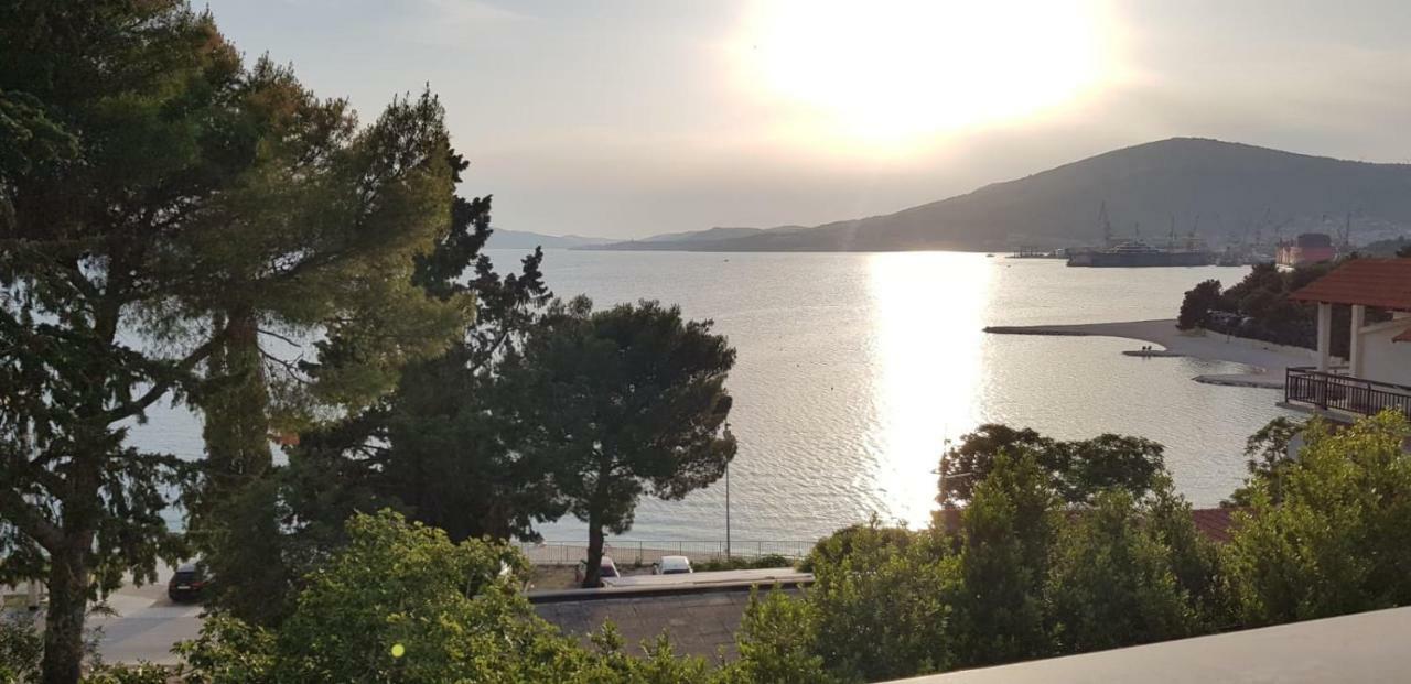 Apartments Marina Trogir Bagian luar foto